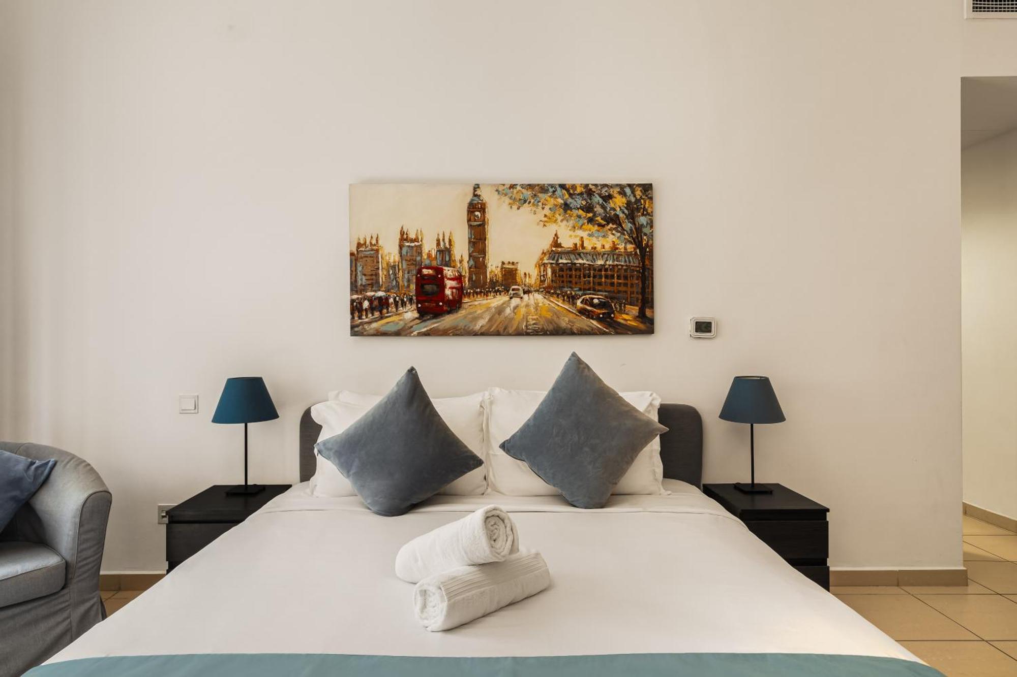 Beautiful 2Br & 4Br Apartments On Jbr Beach, Walking Distance To Bluewaters Island - By Sunkissed Holiday Homes دبي المظهر الخارجي الصورة