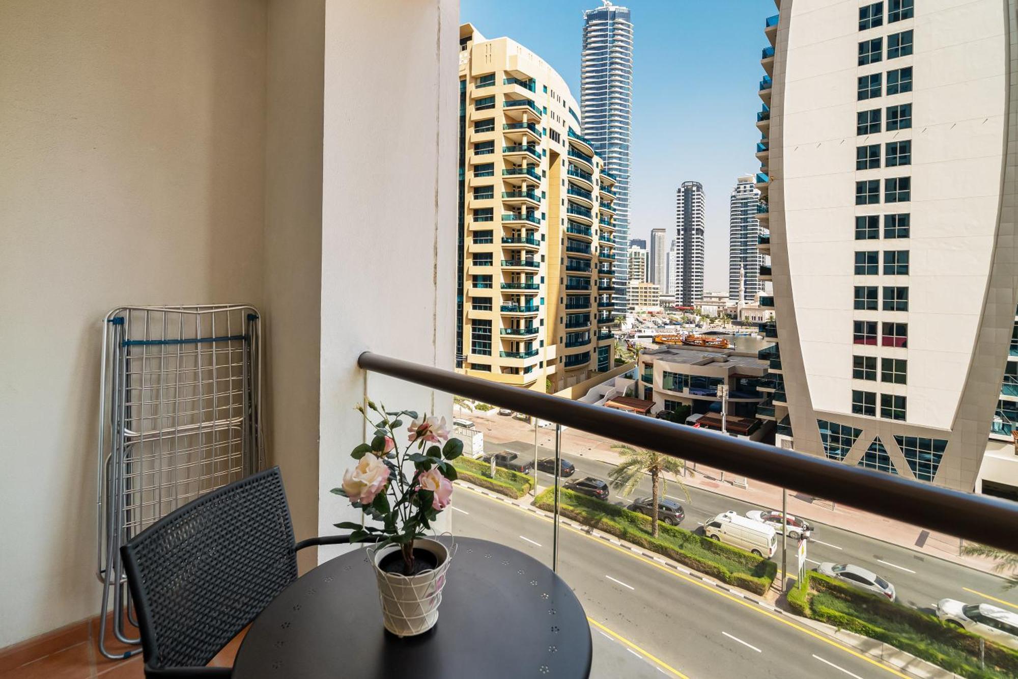 Beautiful 2Br & 4Br Apartments On Jbr Beach, Walking Distance To Bluewaters Island - By Sunkissed Holiday Homes دبي المظهر الخارجي الصورة