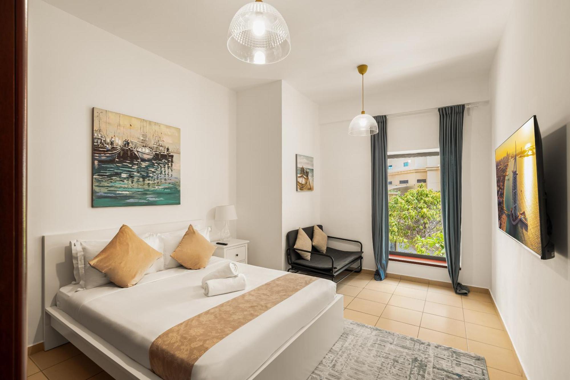 Beautiful 2Br & 4Br Apartments On Jbr Beach, Walking Distance To Bluewaters Island - By Sunkissed Holiday Homes دبي المظهر الخارجي الصورة