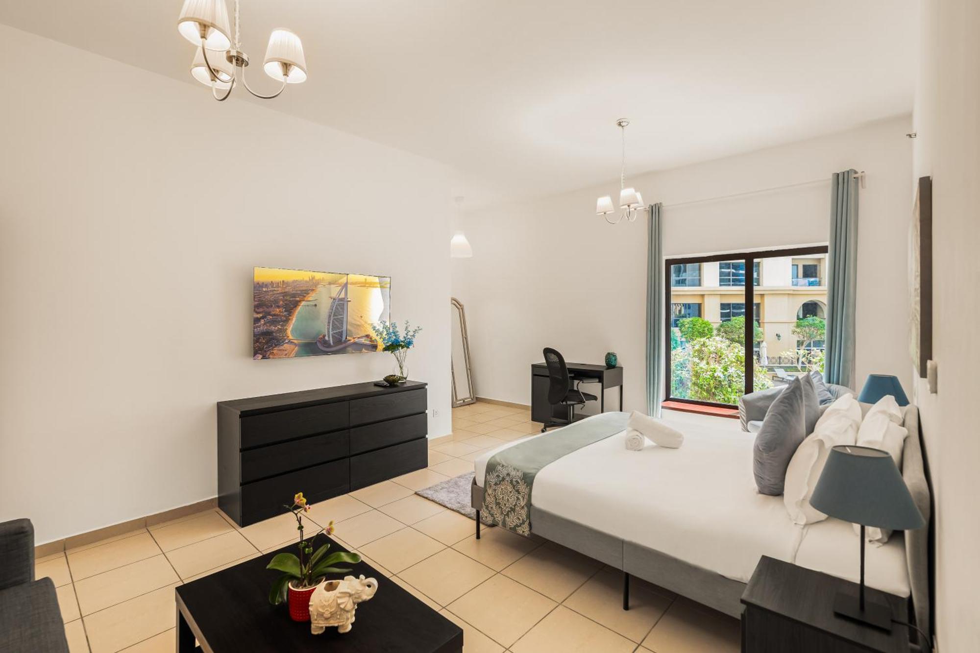 Beautiful 2Br & 4Br Apartments On Jbr Beach, Walking Distance To Bluewaters Island - By Sunkissed Holiday Homes دبي المظهر الخارجي الصورة