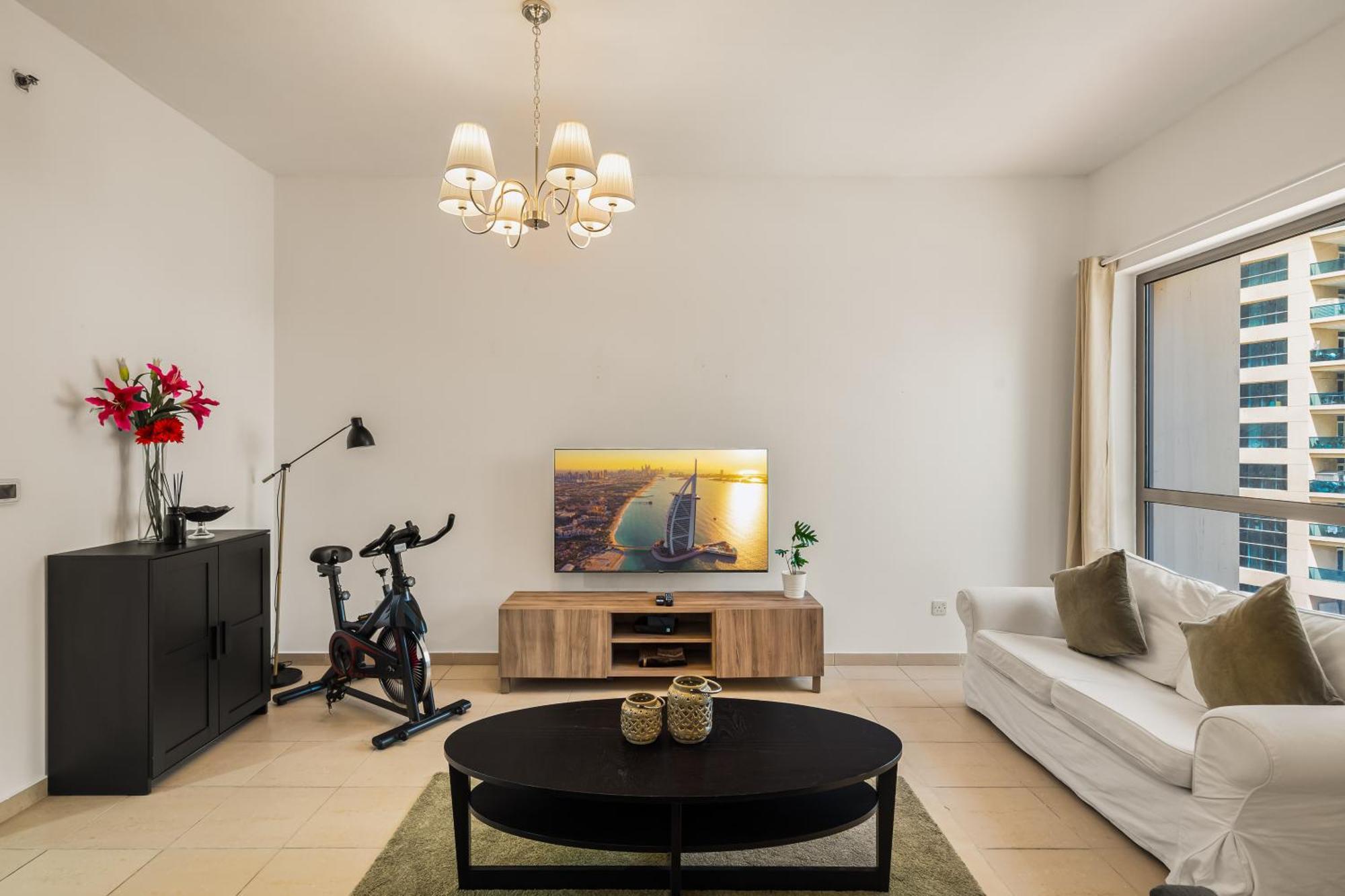 Beautiful 2Br & 4Br Apartments On Jbr Beach, Walking Distance To Bluewaters Island - By Sunkissed Holiday Homes دبي المظهر الخارجي الصورة