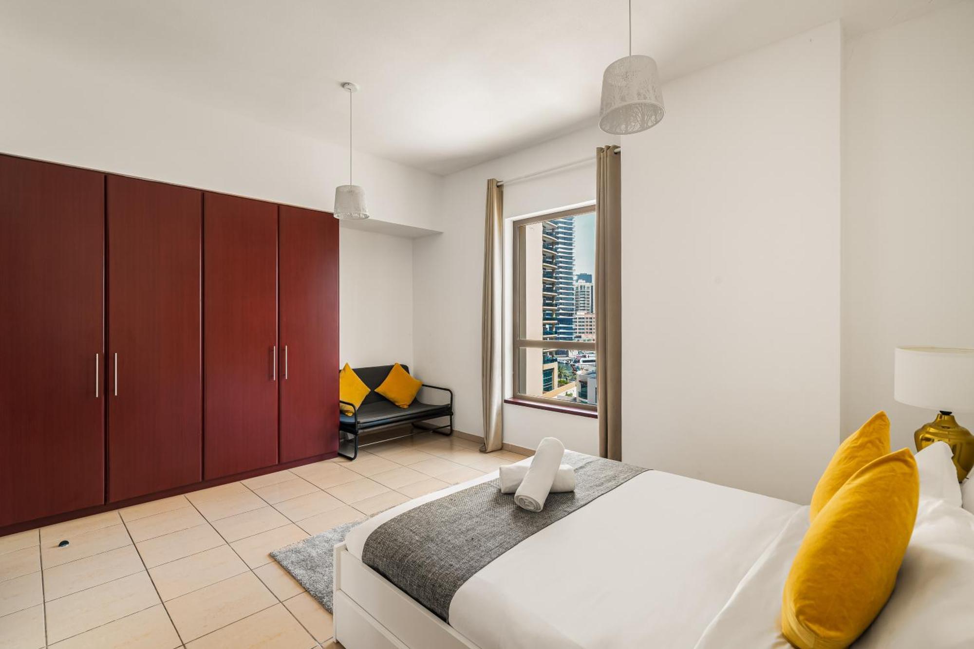 Beautiful 2Br & 4Br Apartments On Jbr Beach, Walking Distance To Bluewaters Island - By Sunkissed Holiday Homes دبي المظهر الخارجي الصورة